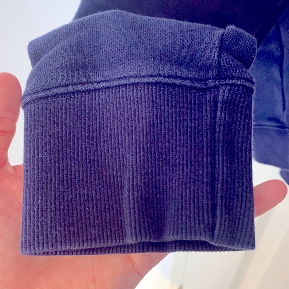 UniqloxMoMa Crew Neck sweater - Picture 5 of 9